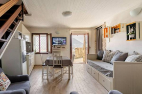 CASA CON TERRAZZI - 6posti 2stanze 2bagni - LAKEHOLIDAY IT